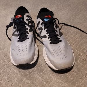 New balance running shoes